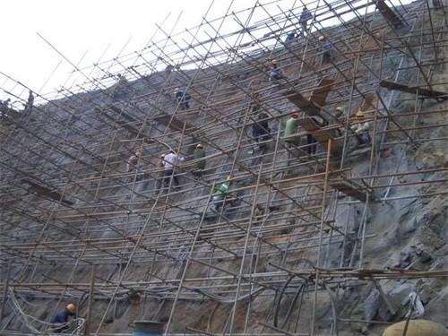 鄂托克公路桩基检测