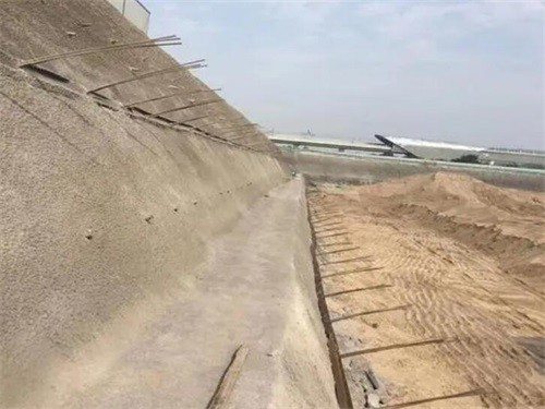 鄂托克河道边坡加固